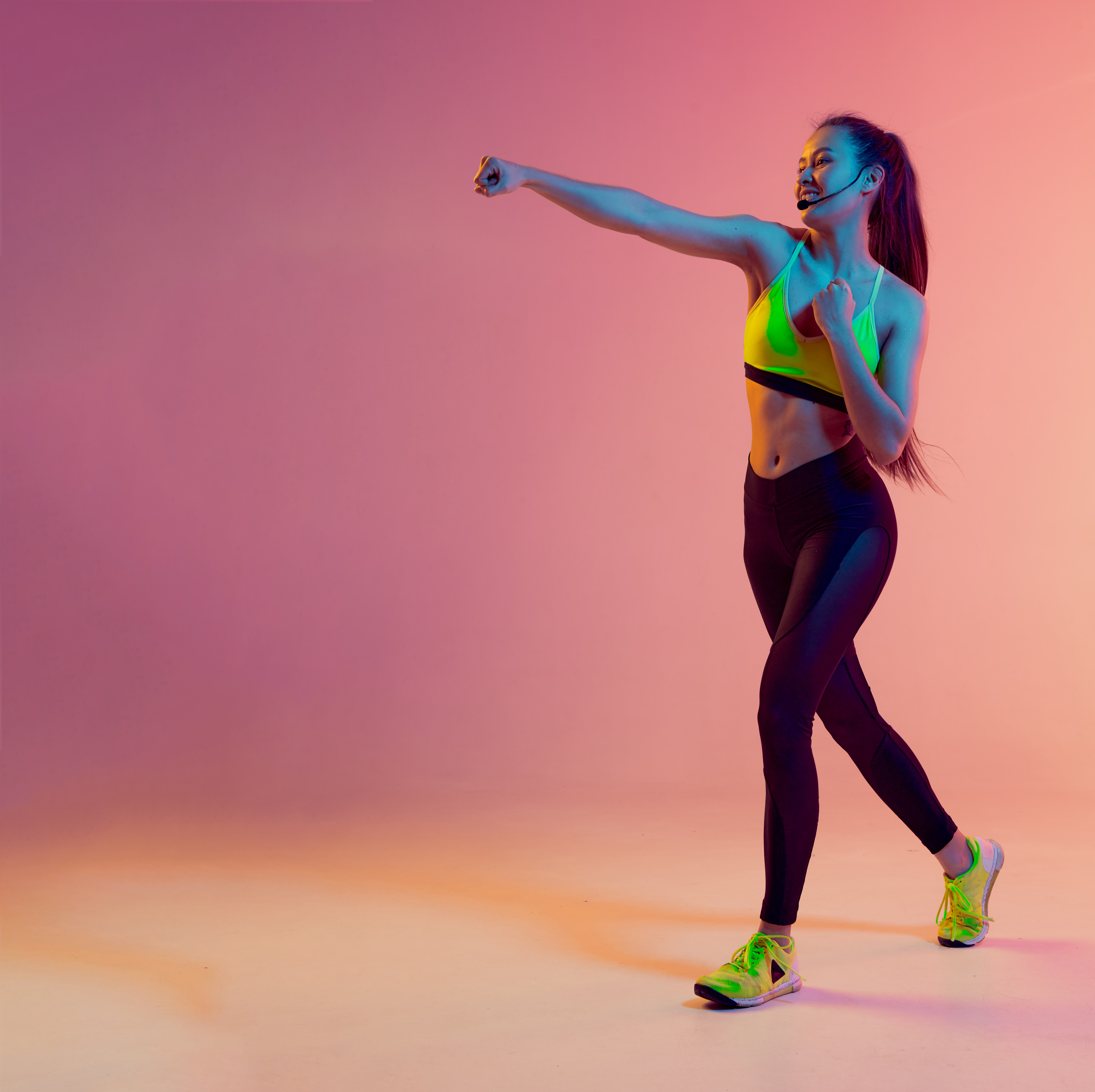 Teaching Online Piloxing Instructor